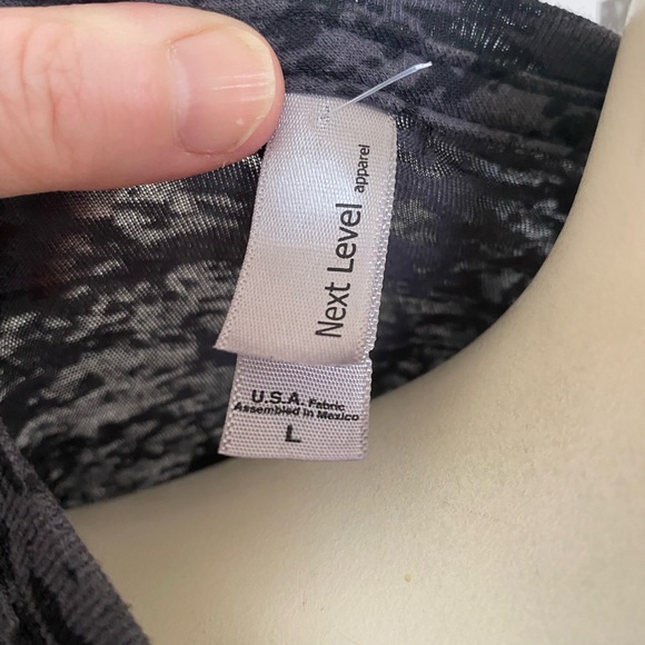 Sturgis 77th Annual 2017 t-shirt-size large - Picture 4 of 4